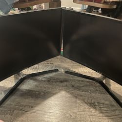 2 monitors