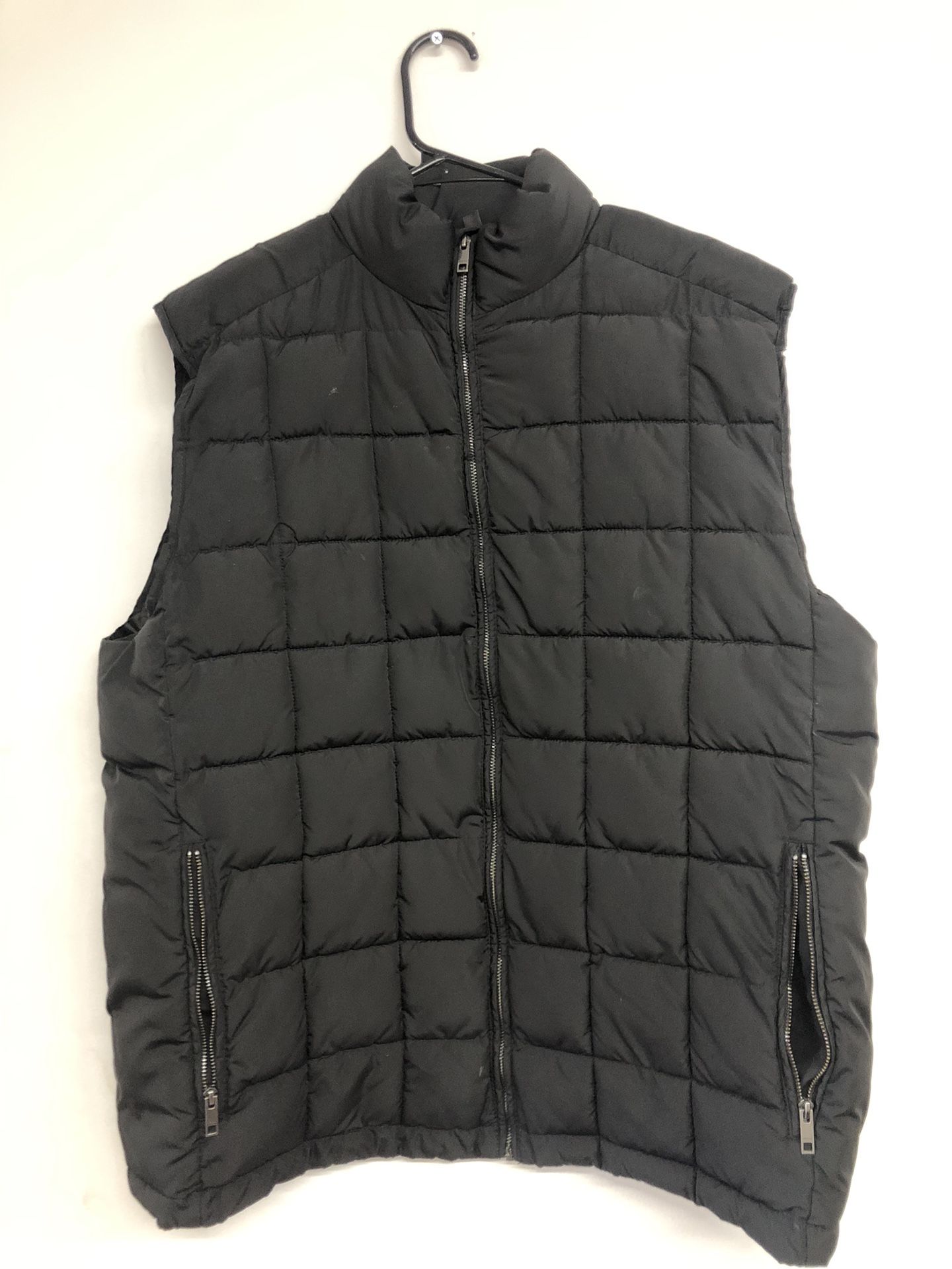 H&M Black puffer vest