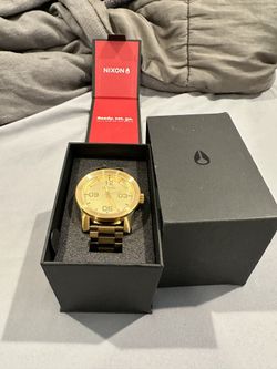 Nixon Watch
