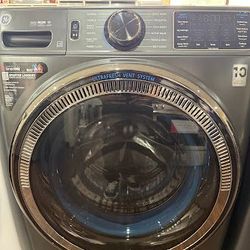 GE 5.0 Cu. Ft. Carbon Graphite Front Load Washer with SmartDispense and Steam