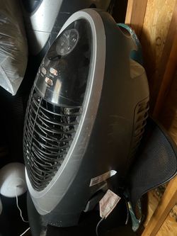 Portable cooler
