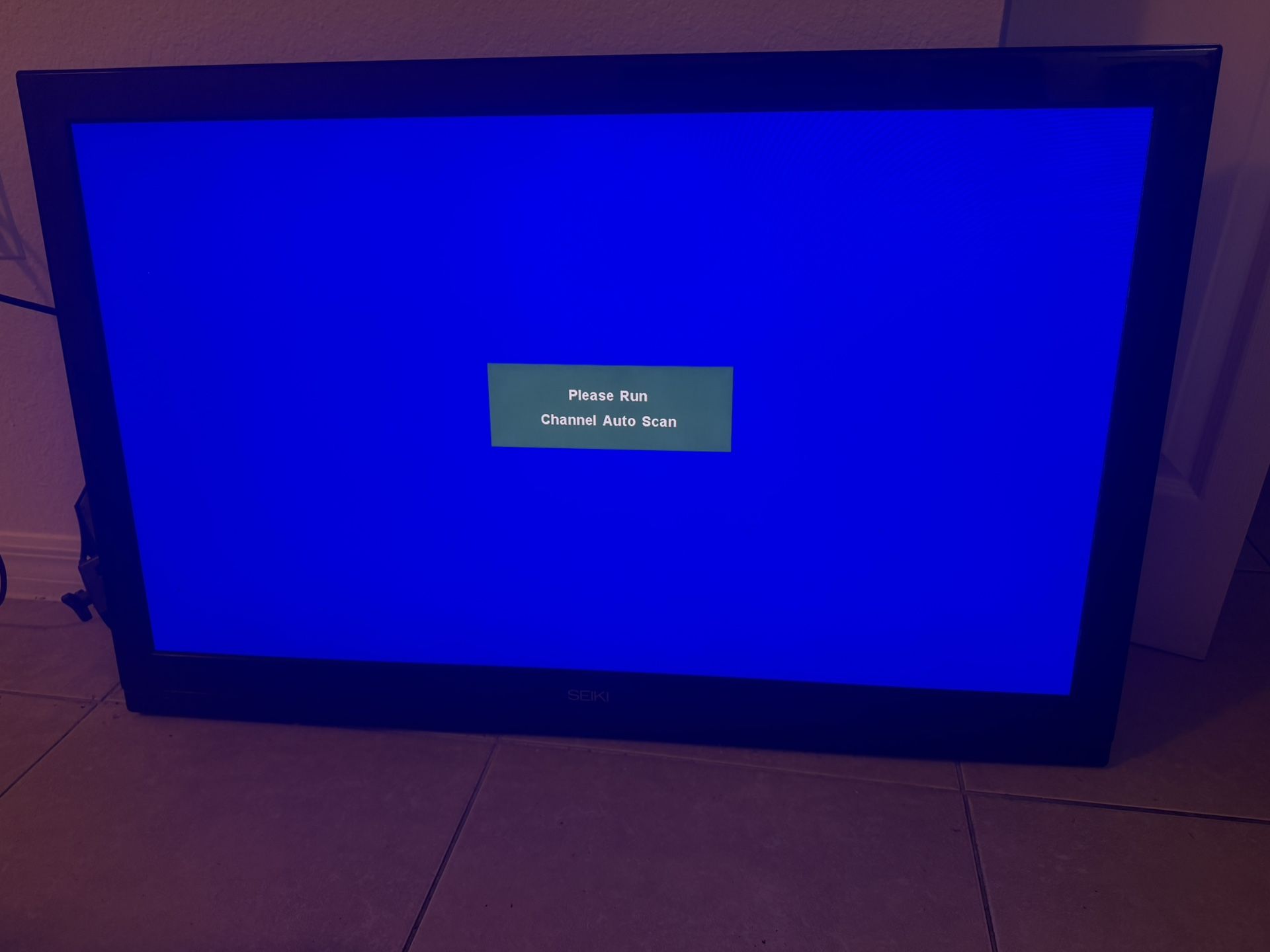 HD tv SEIKI 42” Inch