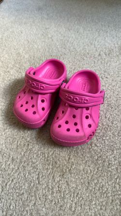 toddler crocs 5c