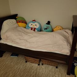 POTTERY BARN DAY BED AND DRESSER