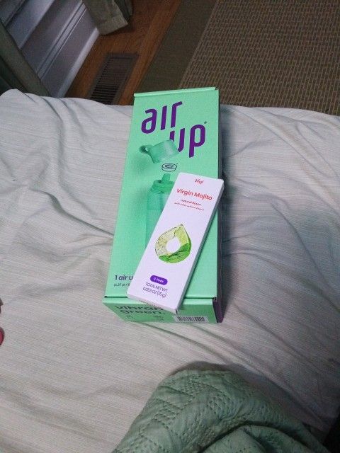 Air Up Vibrant Green Water Bottle