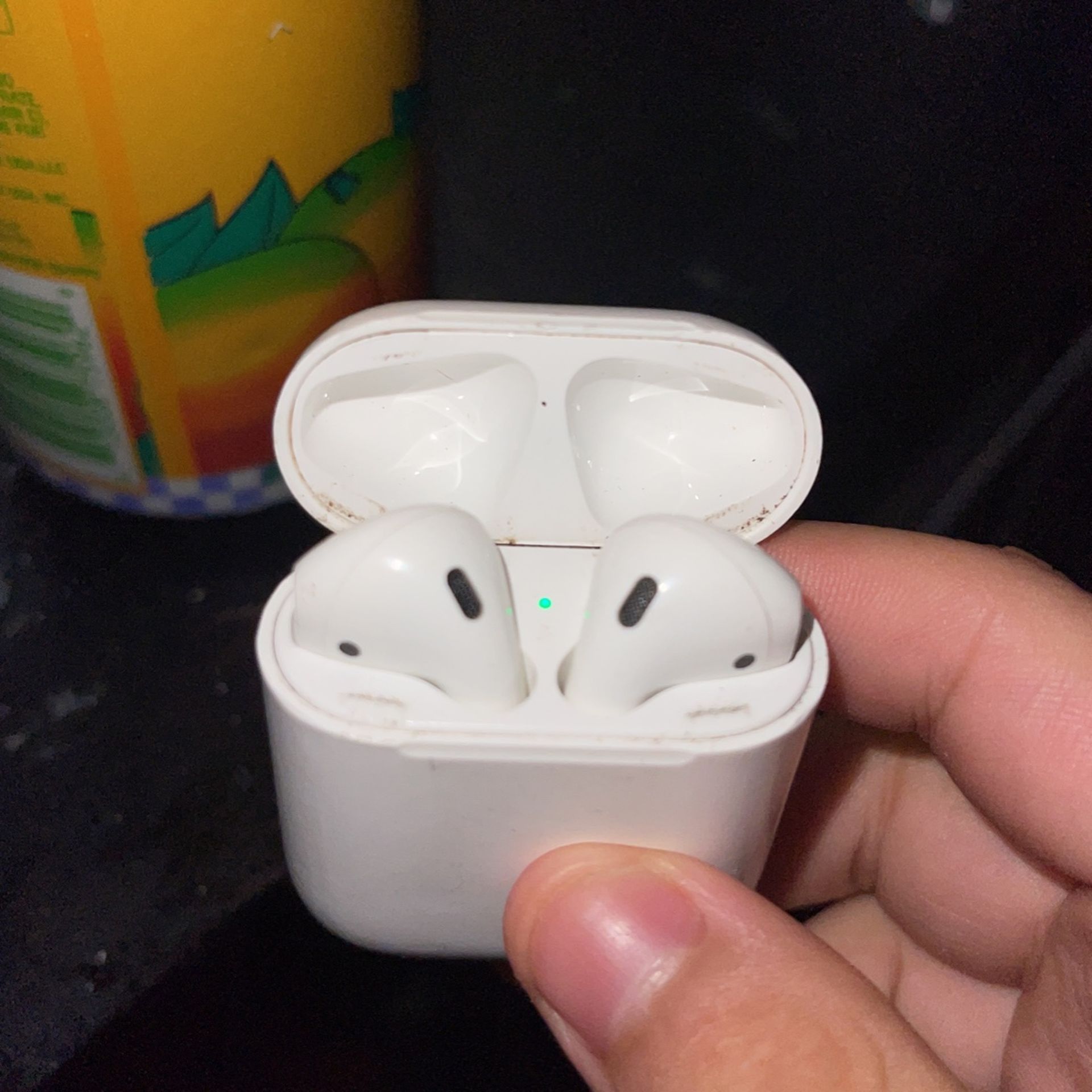 AirPods 