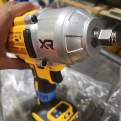 DEWALT 20V MAX XR BRUSHLESS 1400 FT LBS TORQUE IMPACT WRENCH TOOL ONLY NEW 