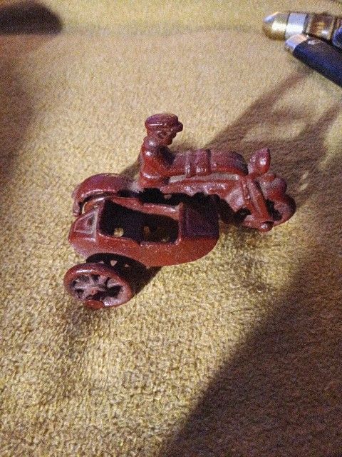 1930s Hubley Cast Iron Very Collectible Excellent Condition Original Paint