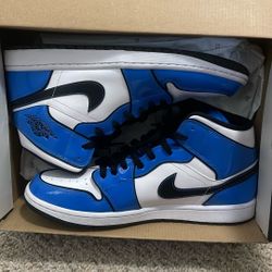 Air Jordan 1 Mid SE