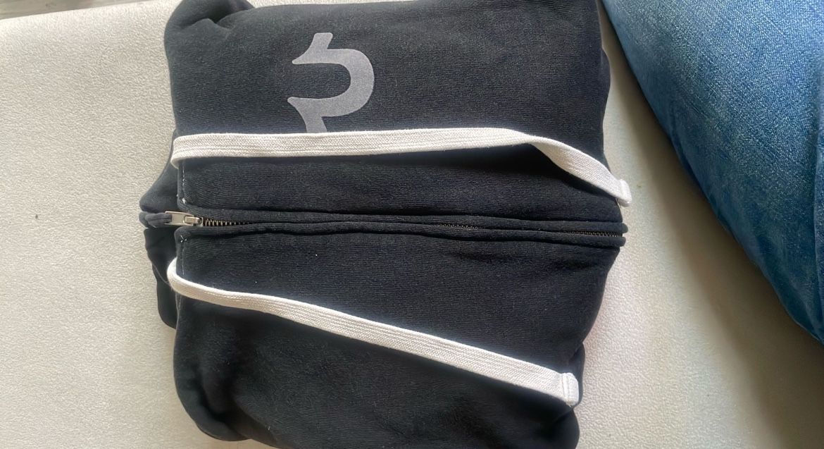 Black true religion sweater