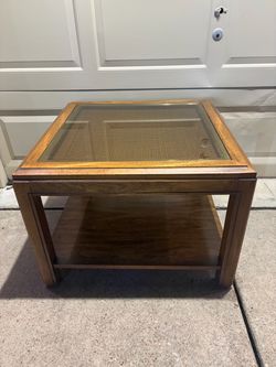 Beautiful Mid-Century Modern side table