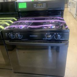 GE Gas Stove In Black Working Perfectly 4 Months Warranty 