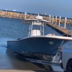 28ft Center Console
