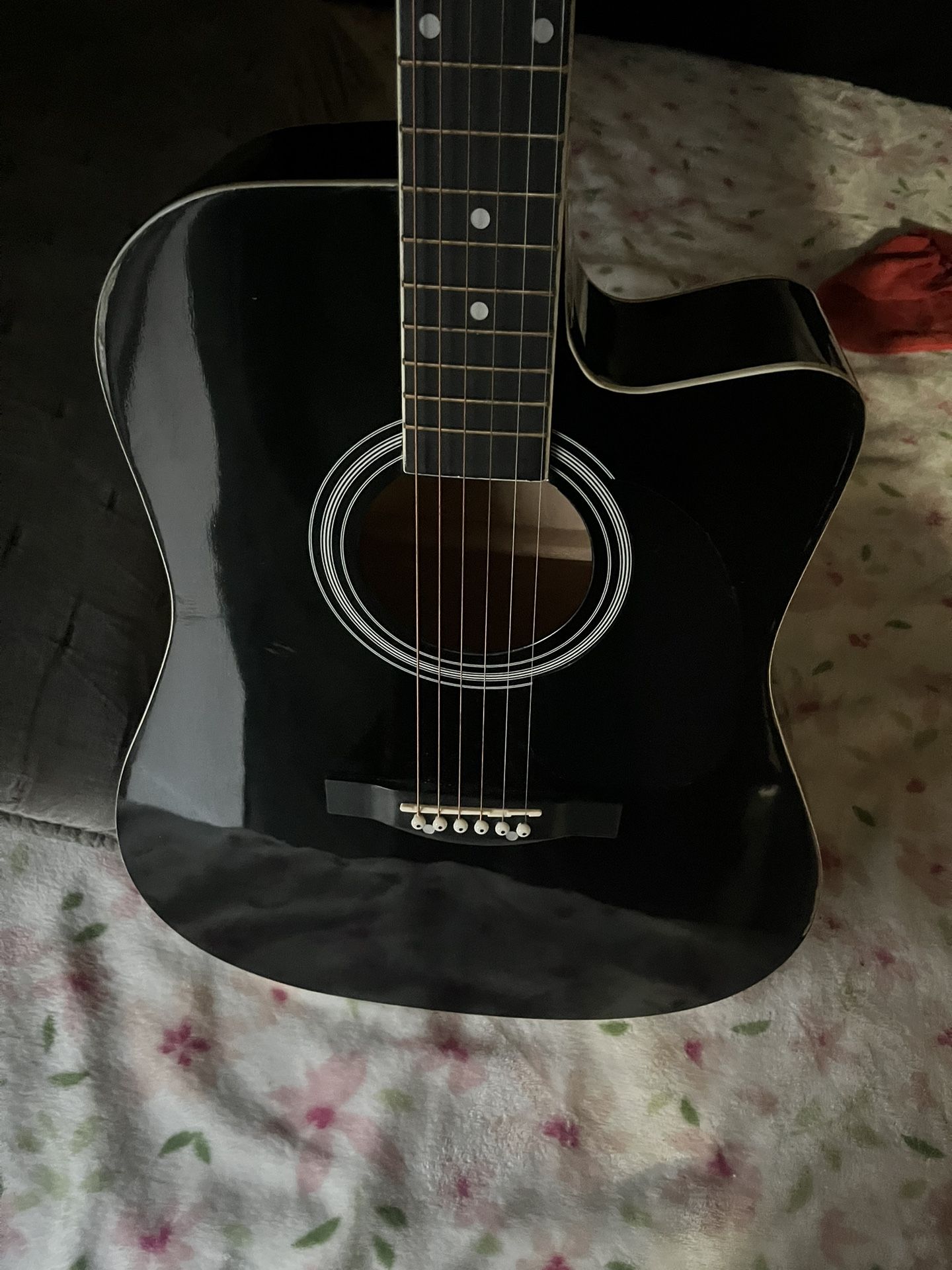 Acoustic Electric Guitar 