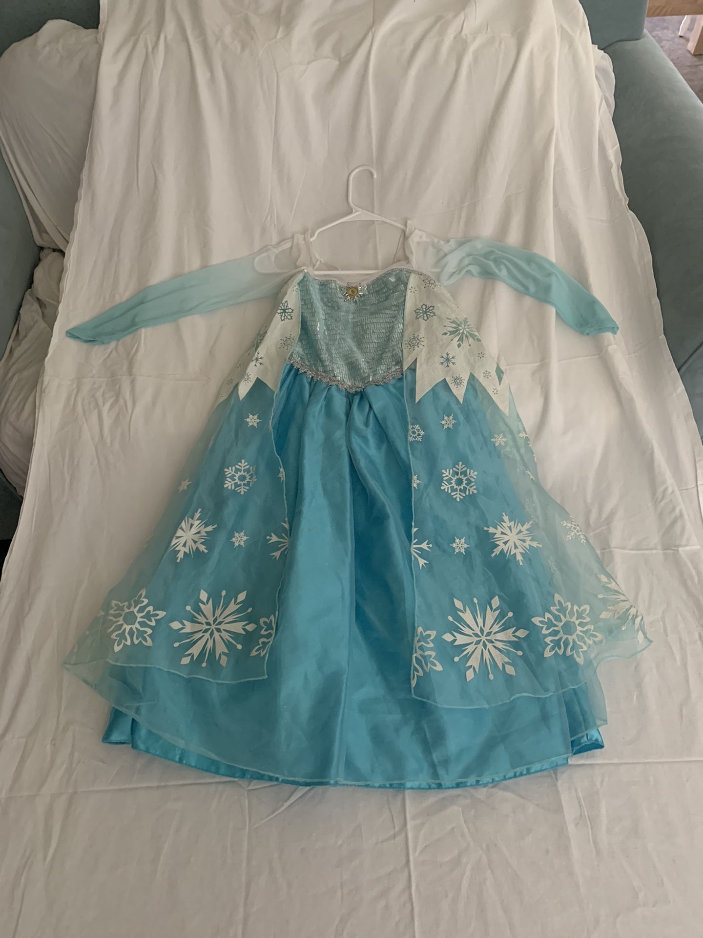 Disney Store Frozen Dress Elsa 9/10