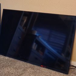 55" Insignia TV