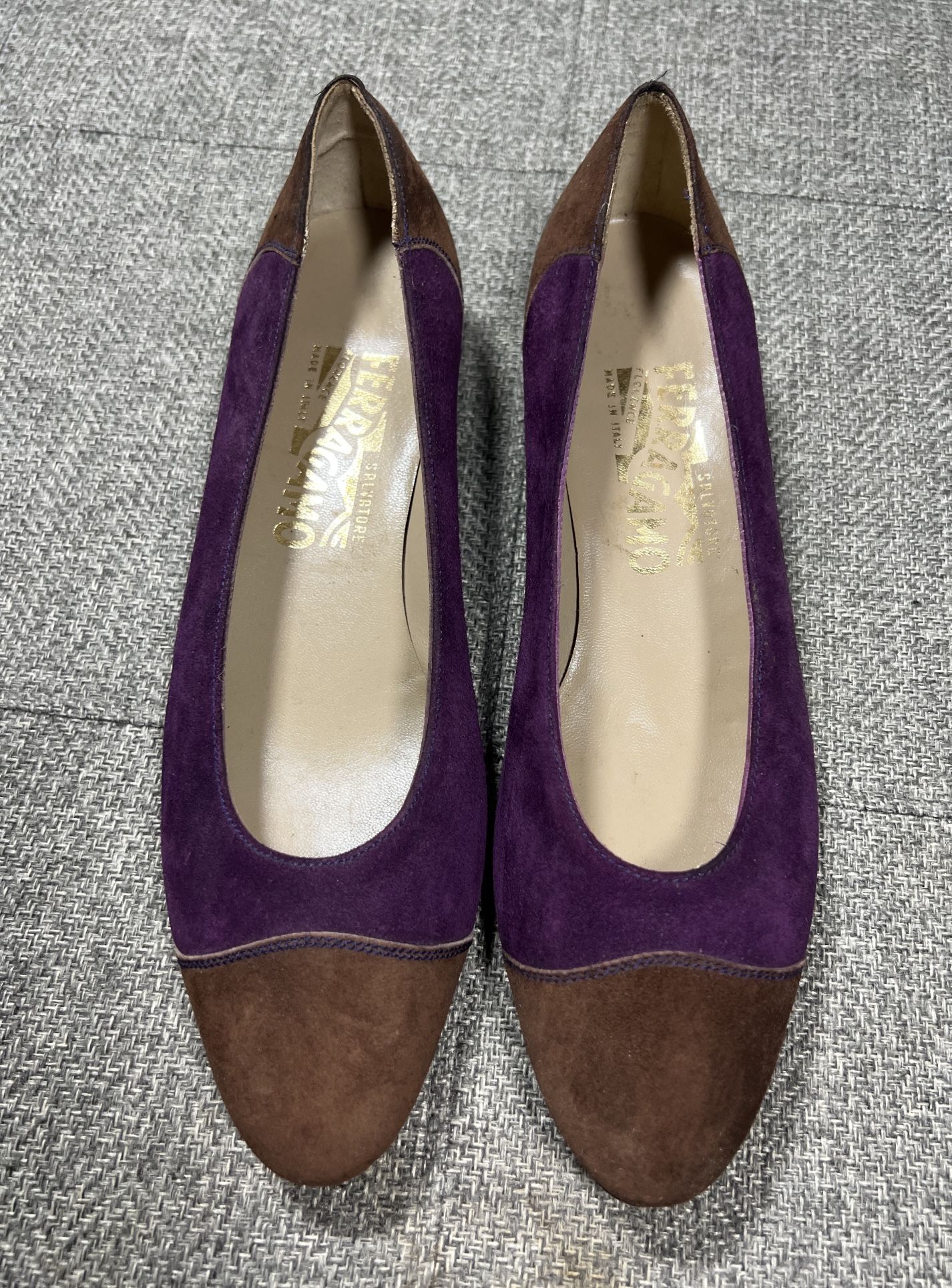 Salvatore Ferragamo Purple Brown Suede Low Heel Pumps Size 7.5 AAA