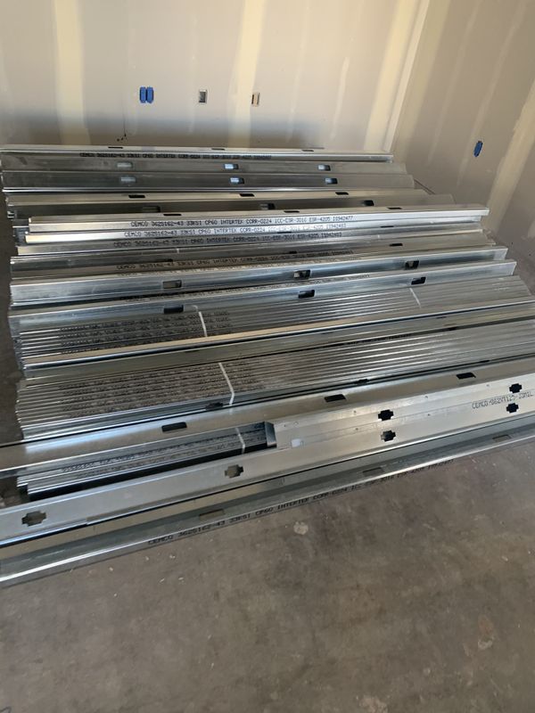 metal-studs-20ga-3-5-8-8-or-10-feet-200-pcs-and-track-for-sale-in
