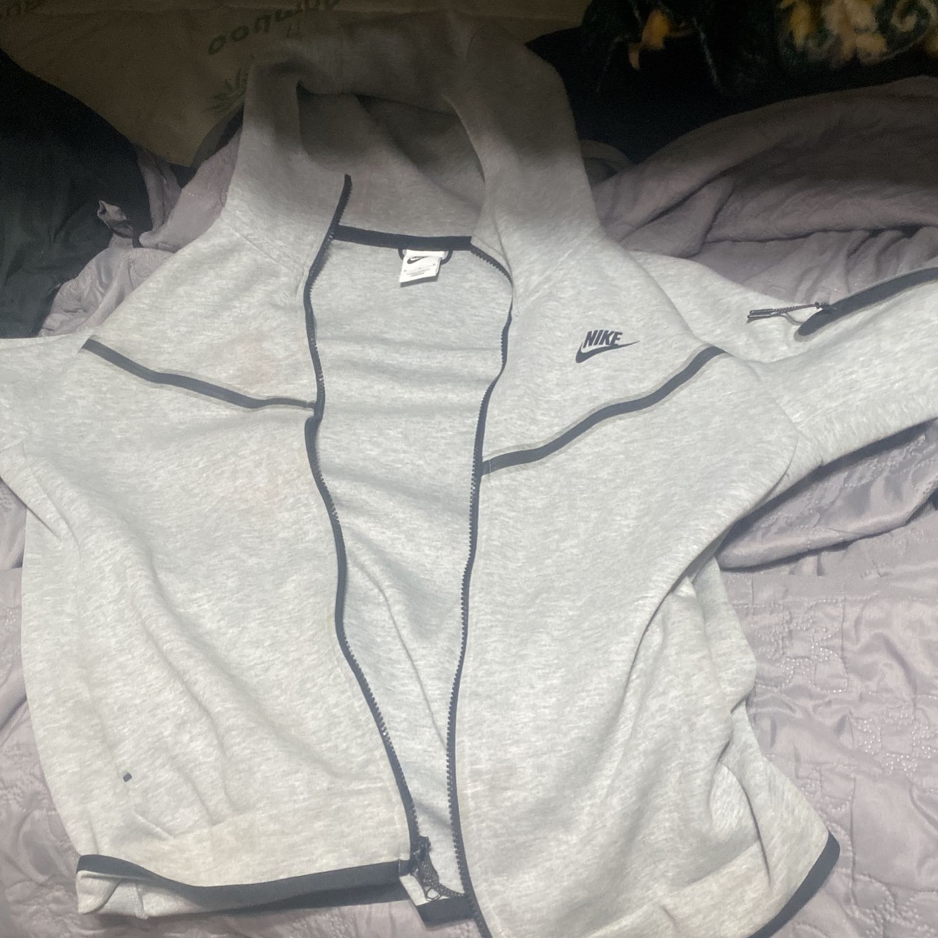 nike tech fleece