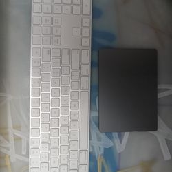 Apple Keyboard & Touchpad