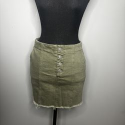NEWBURY KUSTOM SIZE SMALL GREEN SKIRT NWT