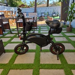Scooter for Sale - Needs Battery