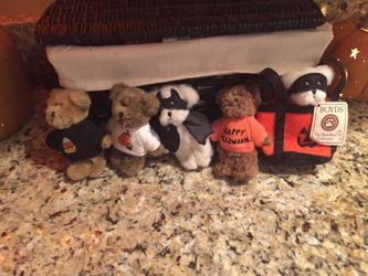 Set of 5 Boyd's mini-plush bears