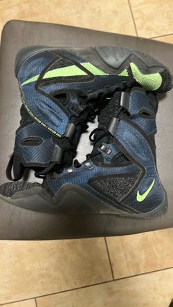 Nike hyper KO two size 8.5 men’s