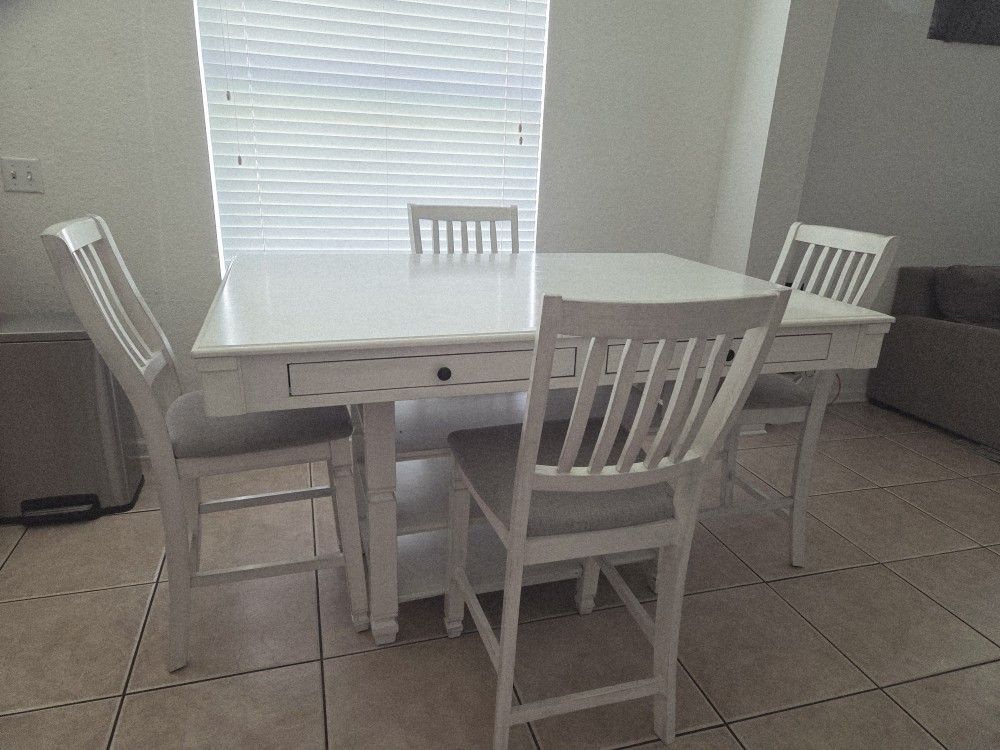 Moving Sale