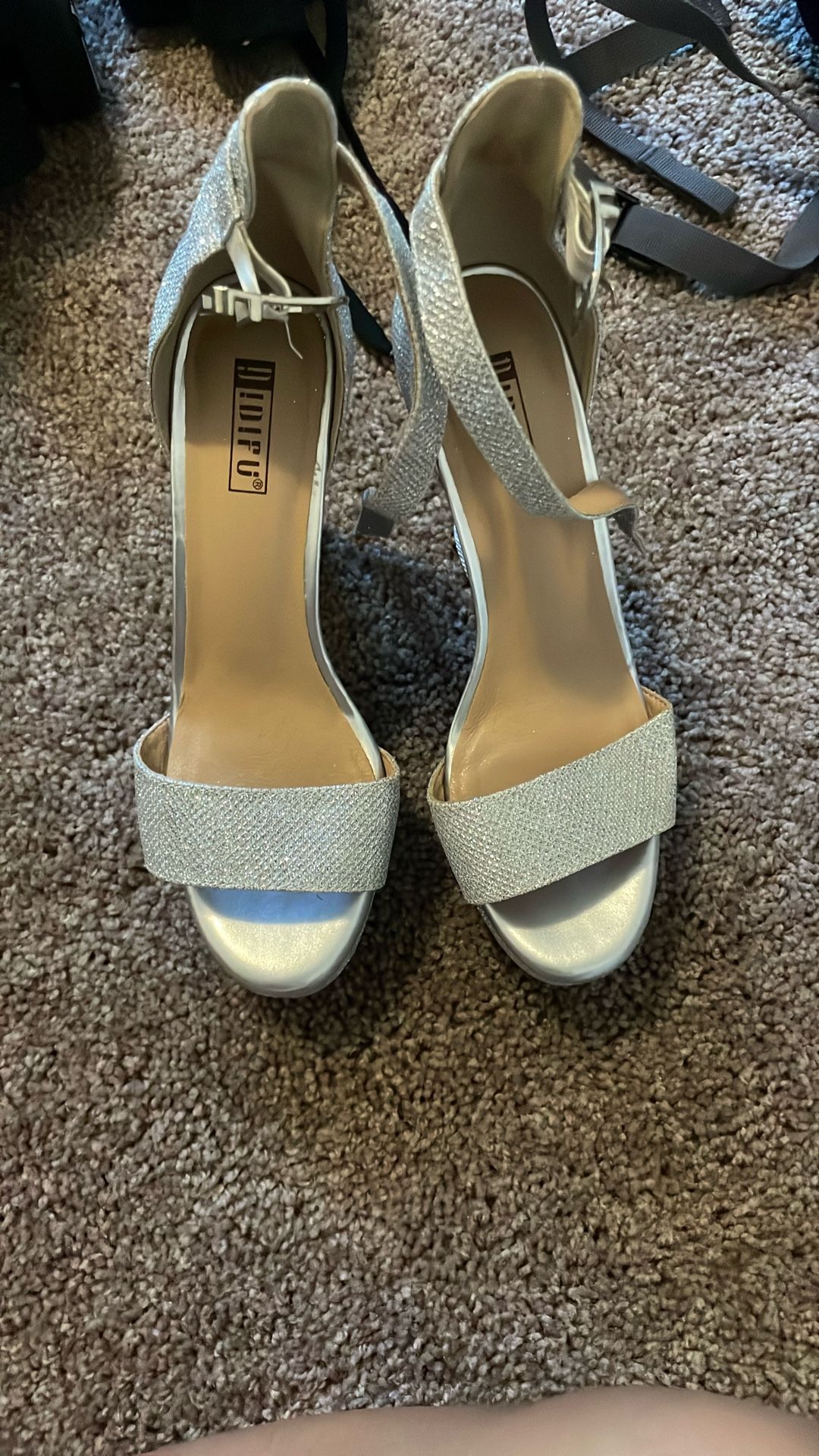 Sparkly Platform 6.5 Sized Heels 