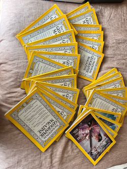 Vintage National Geographic Magazine Collection – 28 Issues (1950–1985)