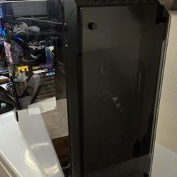 PC Case With 140mm Fans