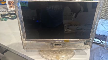 RCA 13" flat screen TV.