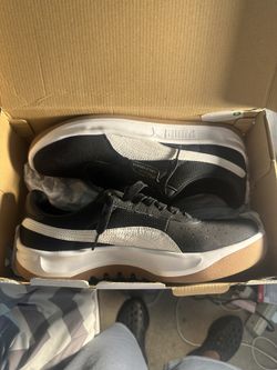 MENS PUMA Low Sneakers (Brand New) Size 9.5