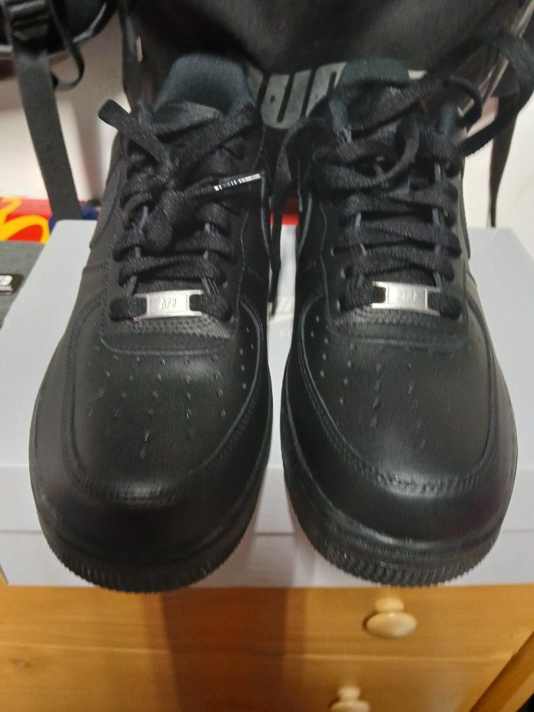 Black Air Force 1
