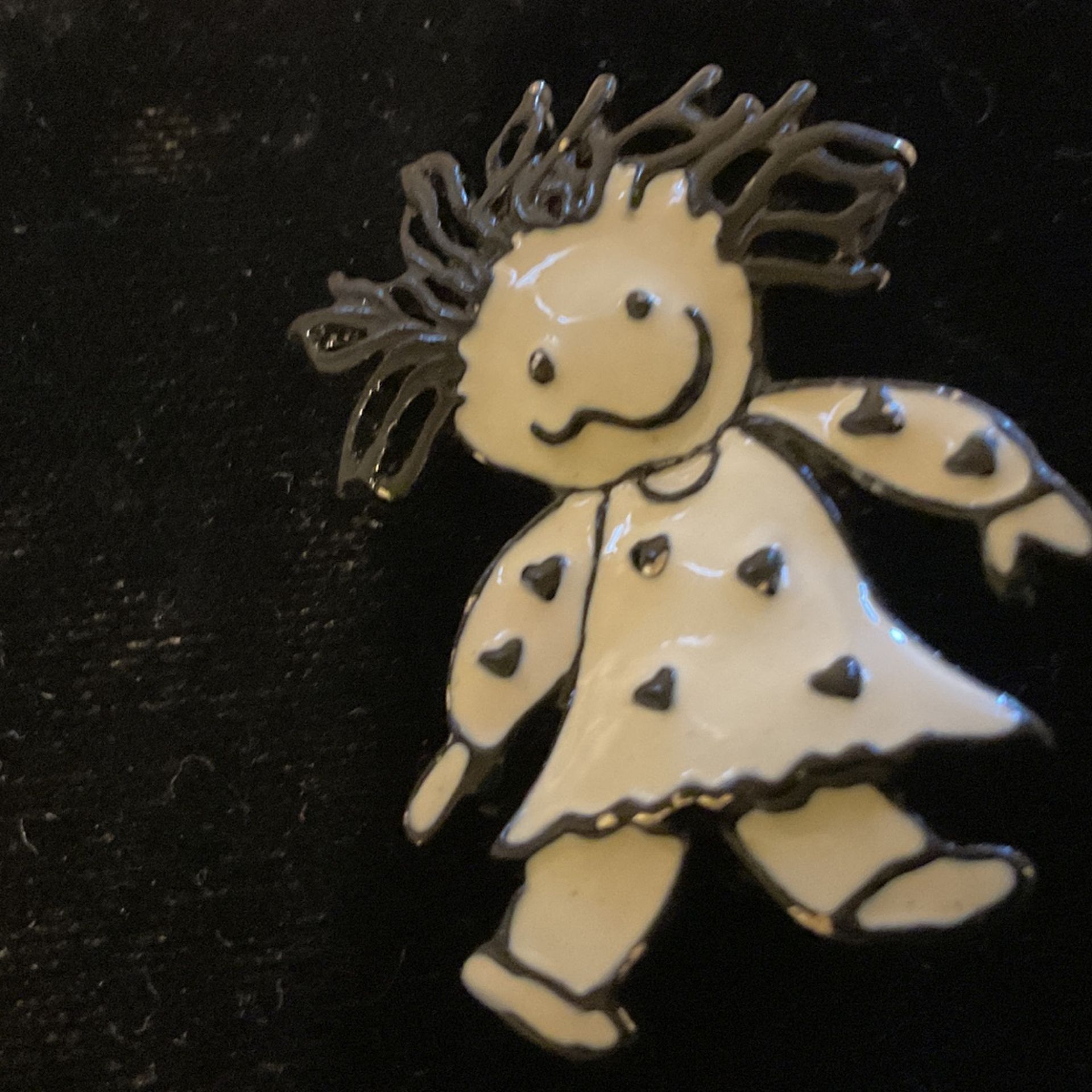 Vintage Silver Tone Doll Brooch w/ Black And White Enamel (5FJ/48758)
