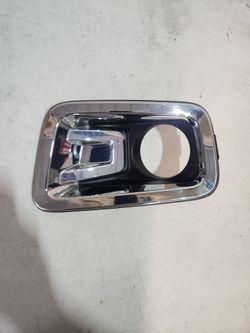 2016 to 2019 Nissan Titan right passenger side fog light bezel