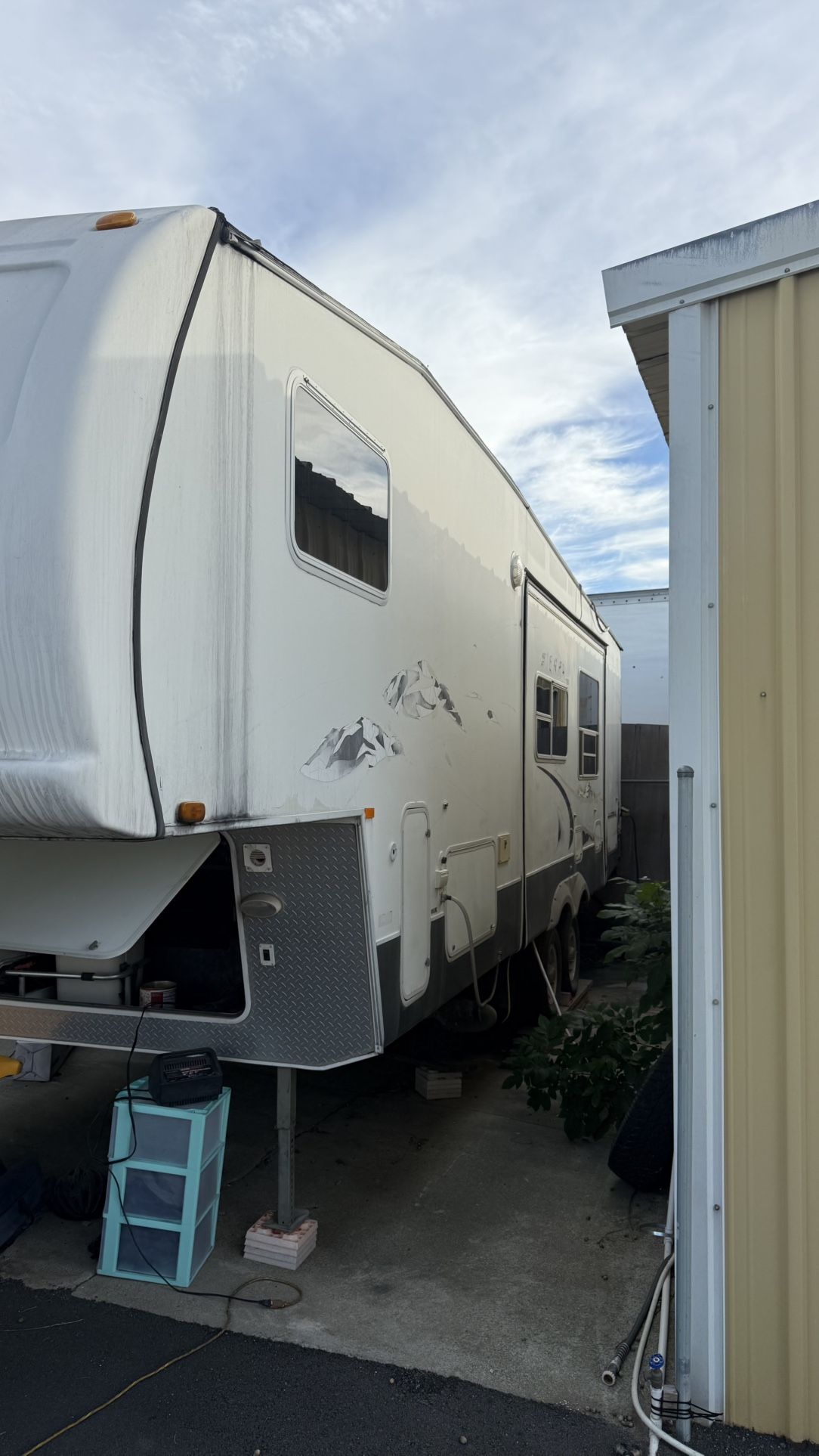 RV Trailer 