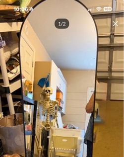 6 foot folding pedestal arched mirror