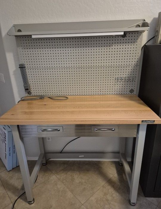 Like New Lighted Industrial Work Station 