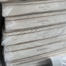 Luxury Saatva & Tempur-Pedic Mattresses – 50-80% Off!     •    Brand New, Minor Blemishes (Nothing That Affects Comfort)     •    King, Queen, Full, T