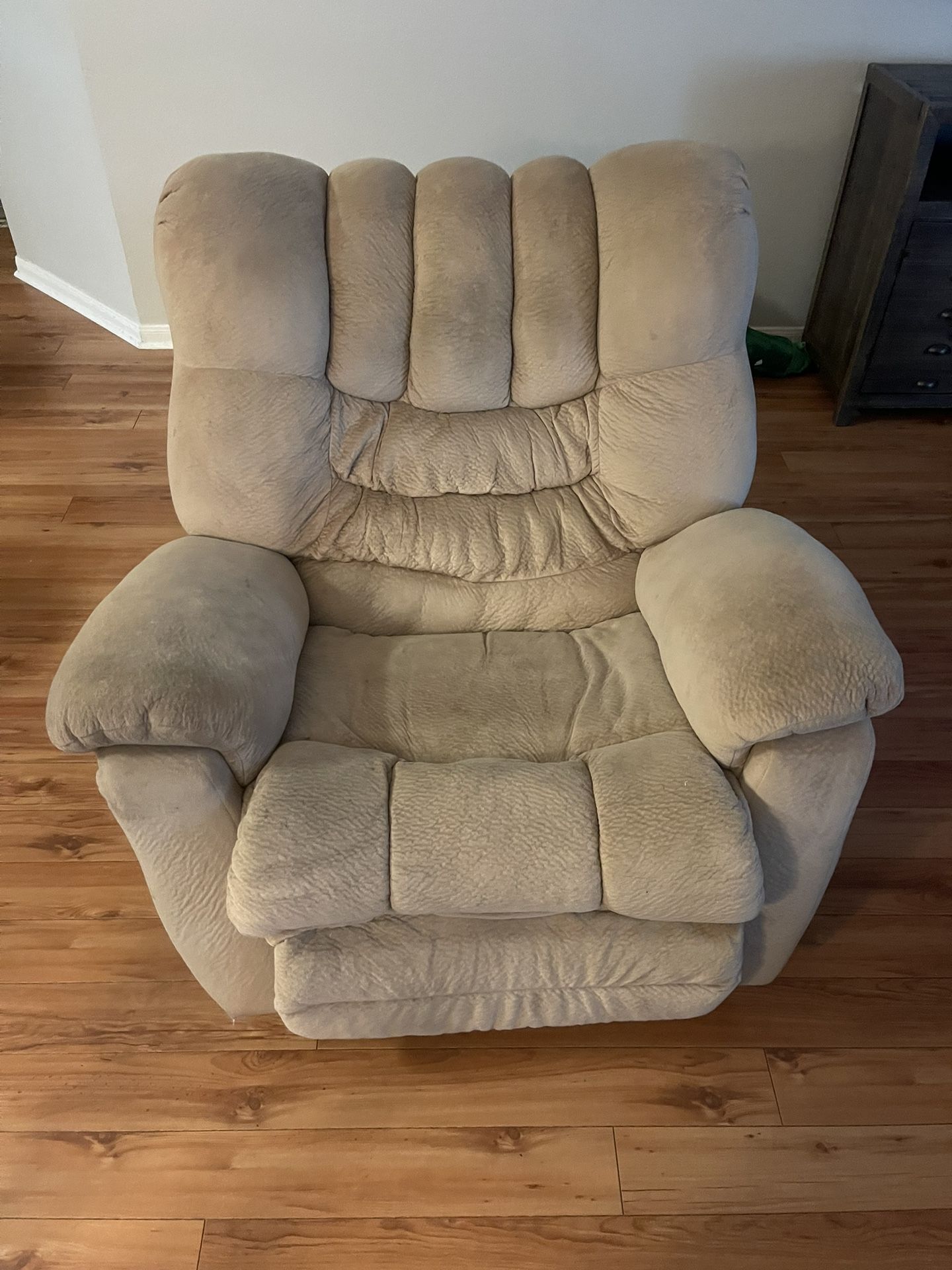 Recliner for Sale in San Antonio, TX OfferUp