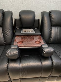 Black Dual Power Reclining Sofa