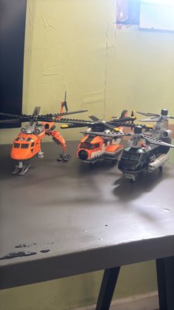 LEGO Helicopter Bundle - Built/no figs