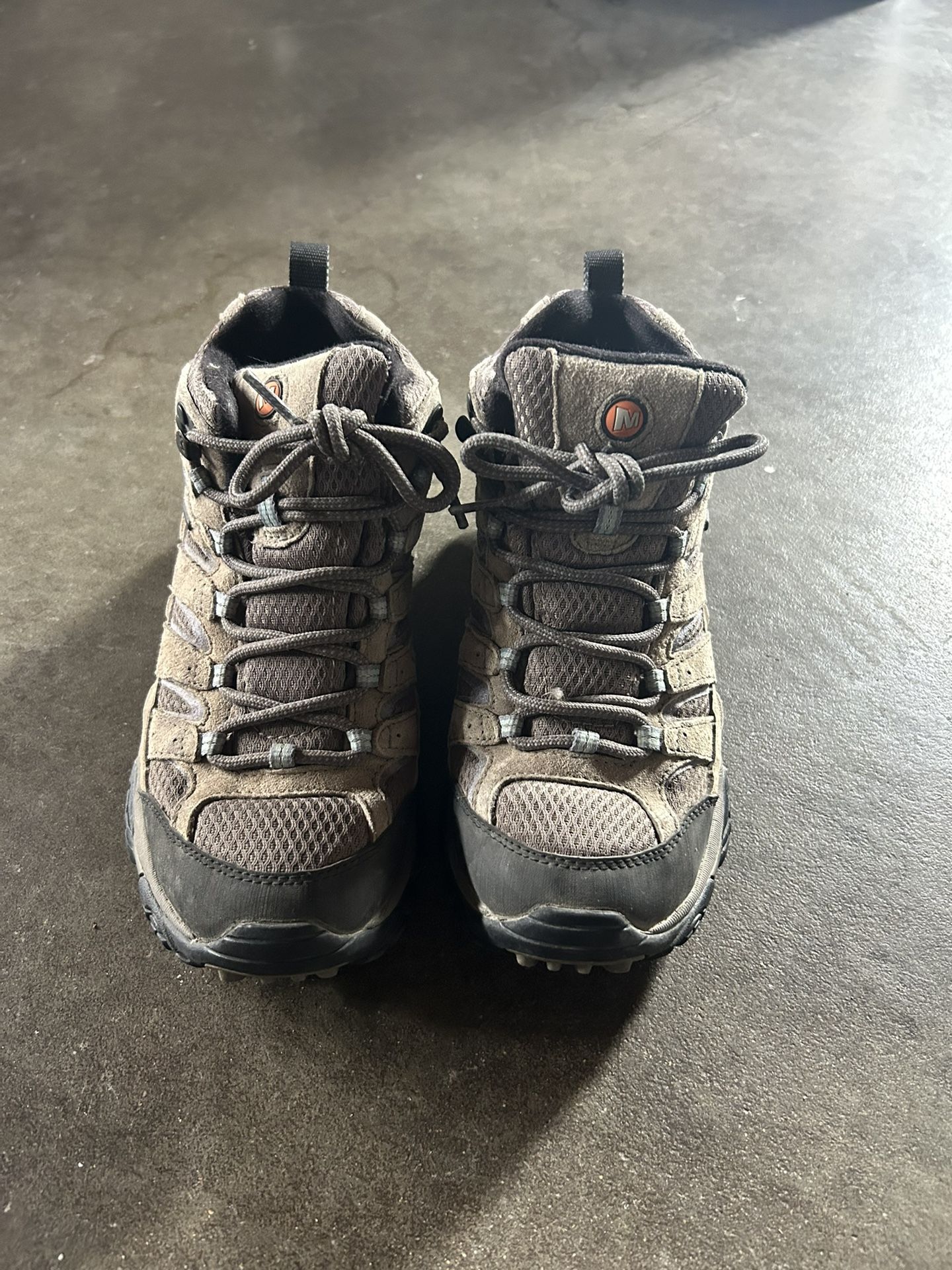 Merrell Women's Moab 2 Mid Waterproof Hiking Boot