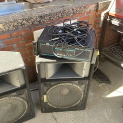 Yamaha speakers with amplifier and all the hardwired