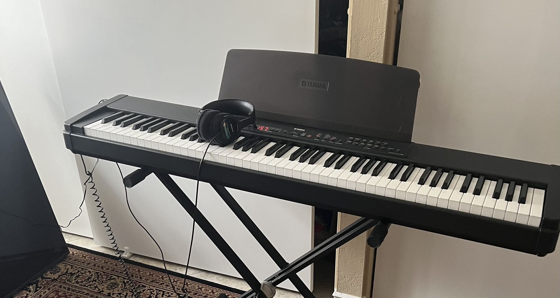 Great Yamaha Keyboard P-80 :: Weighted Keys