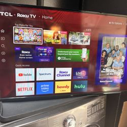 40 Inch Roku Tv w Wall Mount 
