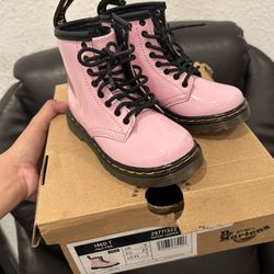 DR MARTENS TODDLER PINK BOOTS SIZE US 7 ORIG BOX INCLUDE
