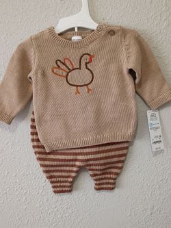 Newborn outfit